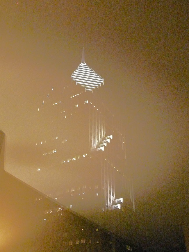 2 two prudential plaza chicago skyscraper at night image jeff buster July 2011