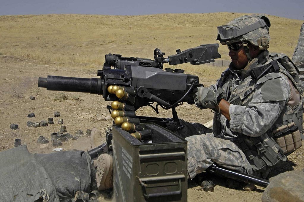 Mk_47_Striker_40_automatic_grenade_launcher_US_Army_United_States_001.jpg