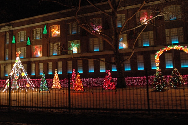 2009 Holiday Lighting Display at GE Lighting & Electrical Institute, Nela Park, East Cleveland, Ohio