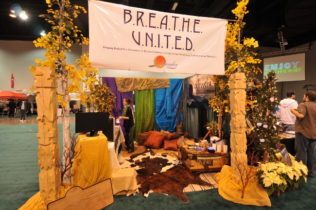 BREATHE UNITED Booth at KushCon2
