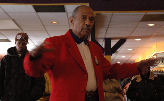 Conyers speaking at Obama rally in Cleveland