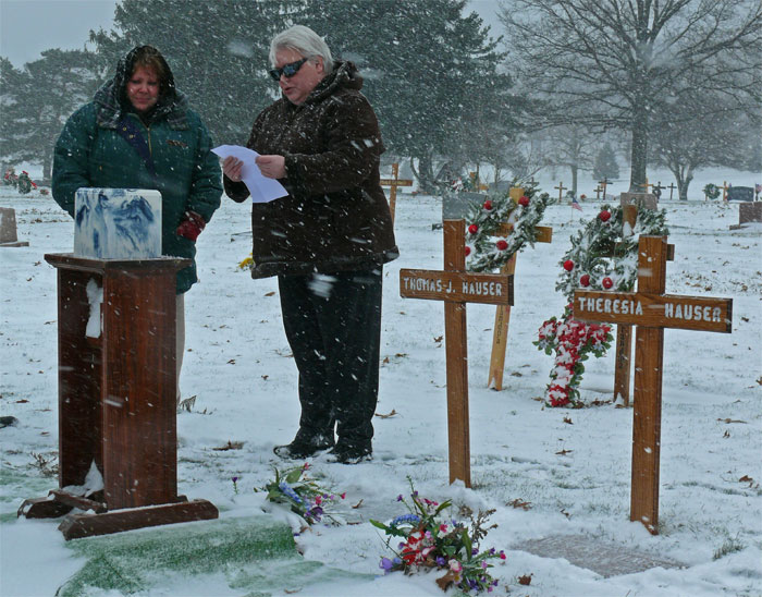 Ed Hauser Cleveland ashes burial