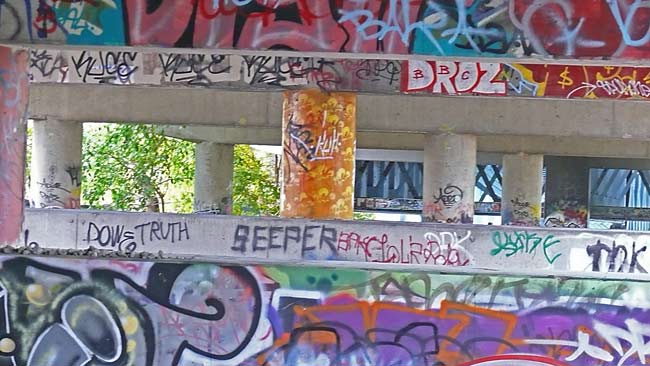 grafitti on concrete bridge supports w25th cleveland 10.23.09 image jeff buster