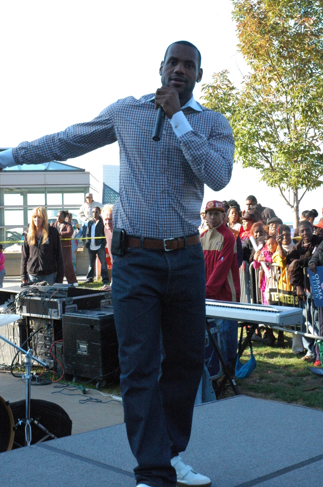 LeBron James at Russell Simmons Super Jam Get Out The Vote Rally for Obama, Cleveland Ohio