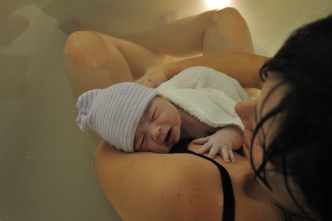 Clara Roulet at 1 minute old